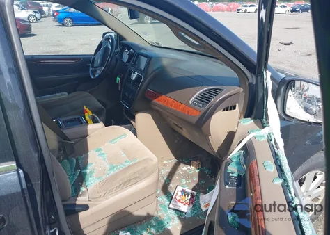 2014 Chrysler Town & Country Touring из США, поврежденный, VIN 2C4RC1BG0ER461081